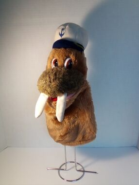 Vtg 1983 Dakin Sailor Walrus Plush Hand Puppet Stuffed Animal Plush